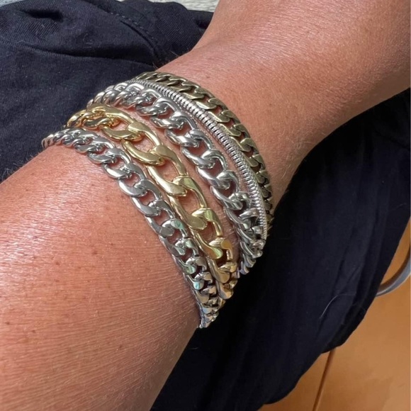 Beautiful Bracelet - Picture 2 of 6